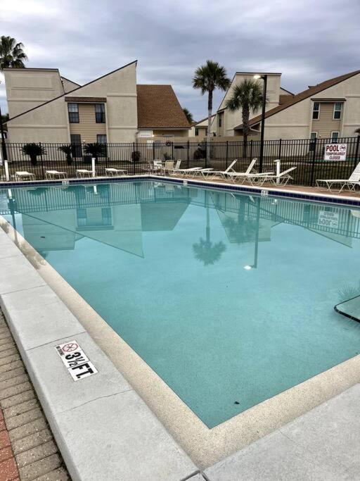 Lazy Palm 4 Pools Short Walk To Beach! Sleeps 5! Panama Stadt Exterior foto